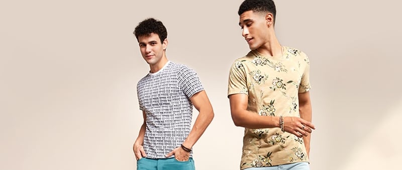 5 Types of T-shirts for Men that You Must Have in Your Closet